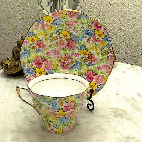 ROSINA-QUEENS CUP & SAUCER SET CHINTZ VINTAGE MADE IN ENGLAND BONE CHINE FLORAL - Picture 2 of 16